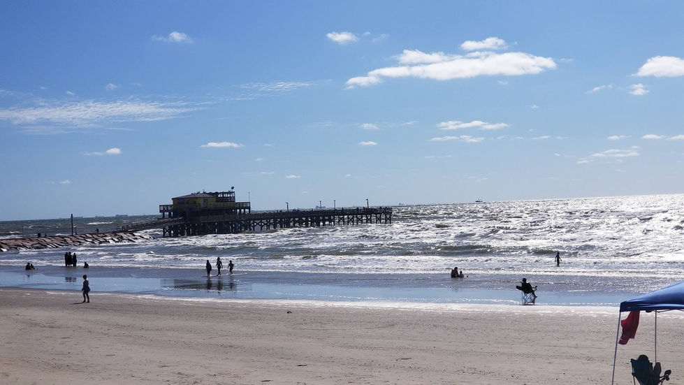 Photo from the 61st Street Fishing Pier